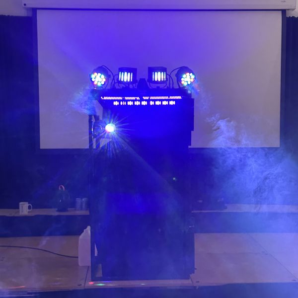 Surrey Kids Parties disco lightshow (Standard lightshow) — photo 17 of 18