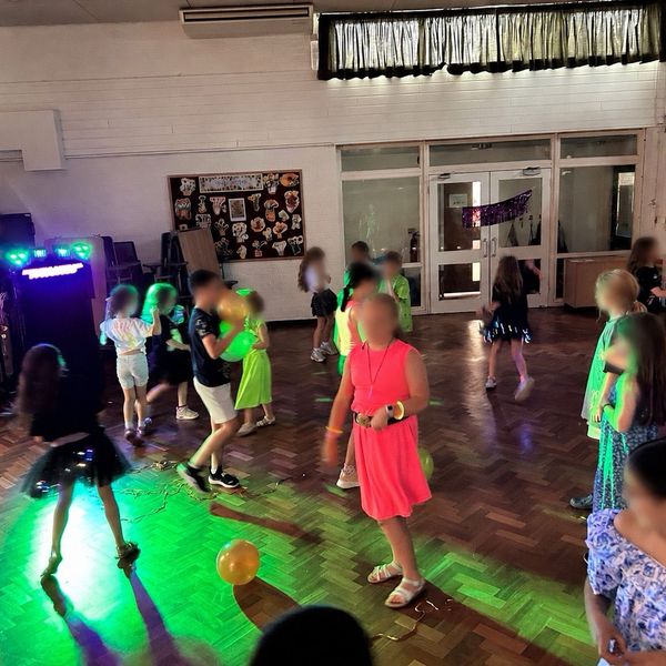 Children's party in Surrey — photo 3 of 3